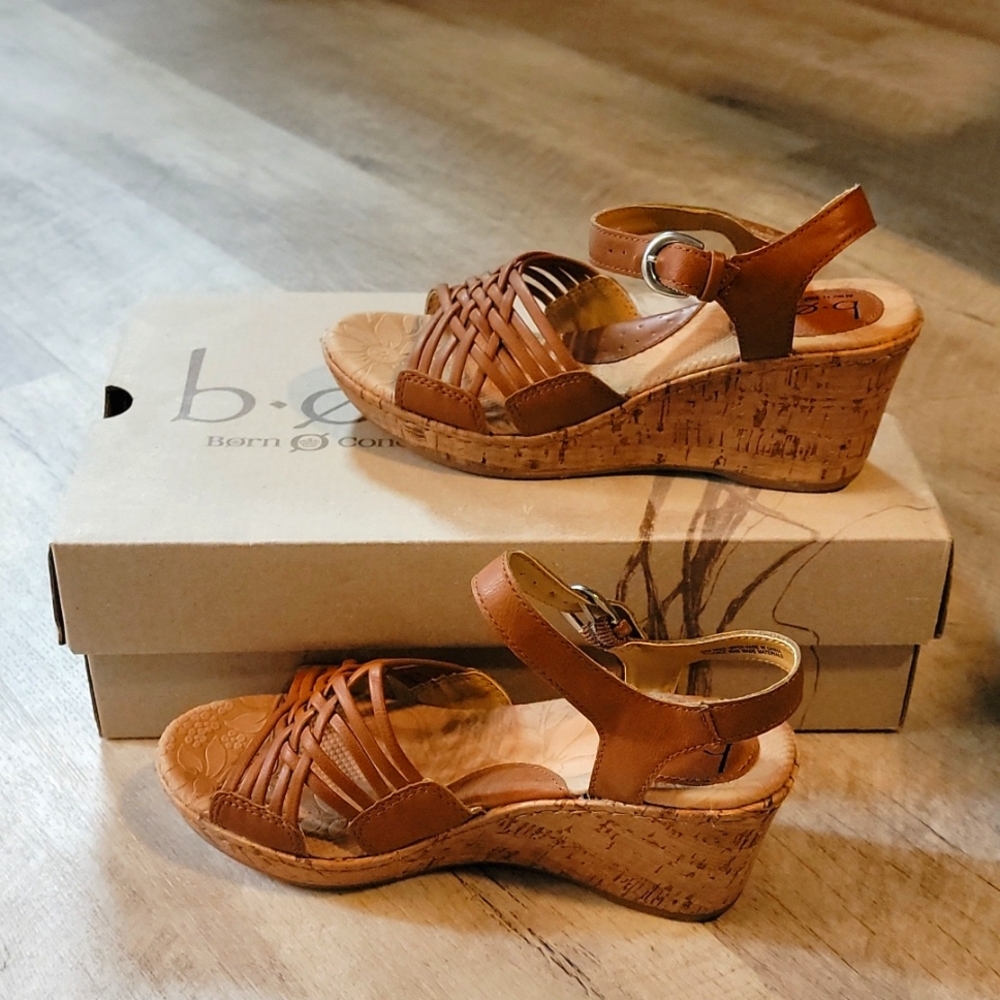 B.O.C Light Brown Wedges! Size 7, Like New